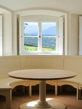 LA DOUCE FRANCE INTERIOR DESIGN